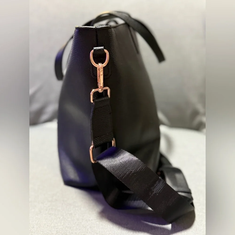 Black La Morsa Diaper Bag w/changing Pad NWOTs